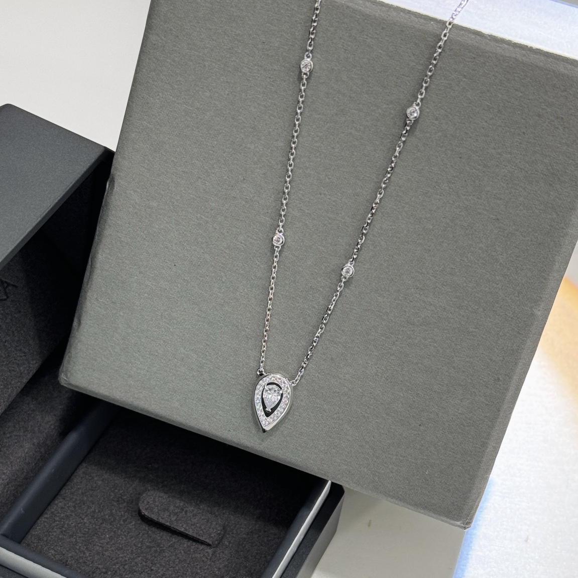 MSNV001 Fiery pendant necklace - ccjewelryacc