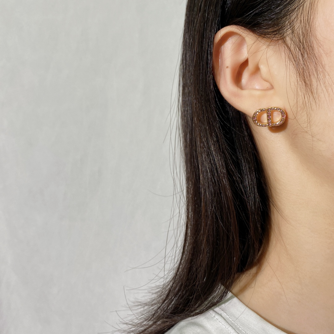CDE303 Dior Petit CD stud Earrings for Women - ccjewelryacc