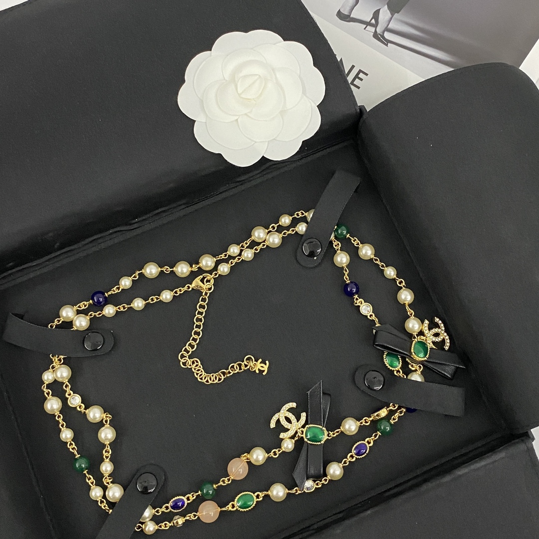 CCL083 24B Leater bow green pearls cc logo long necklace - ccjewelryacc