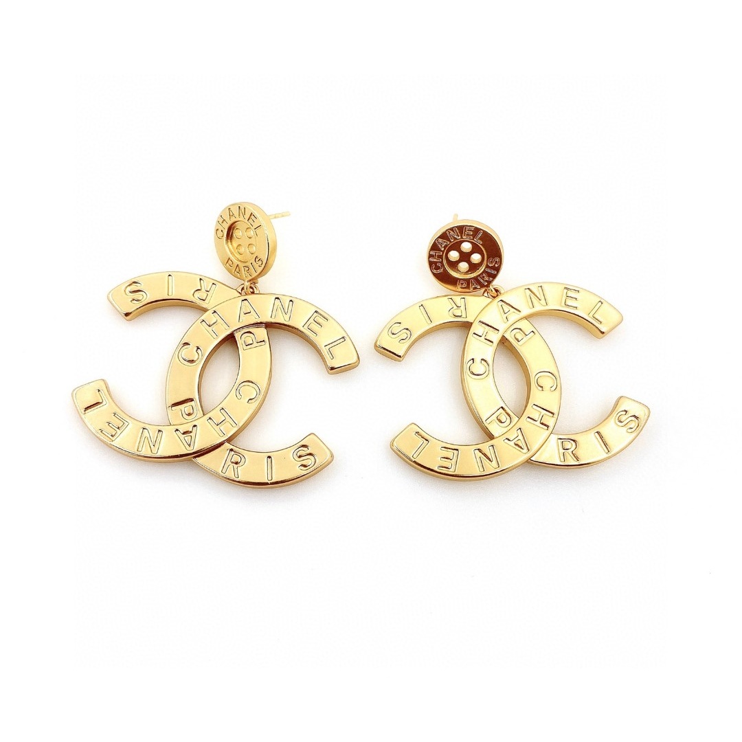 CCE159 Vintage Gold button with chanel paris letter engrave cc logo stud earring - ccjewelryacc
