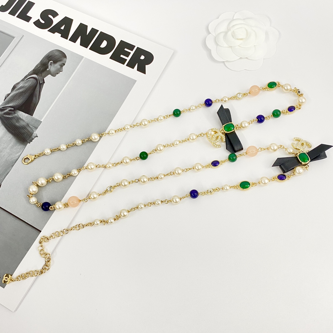 CCL083 24B Leater bow green pearls cc logo long necklace - ccjewelryacc