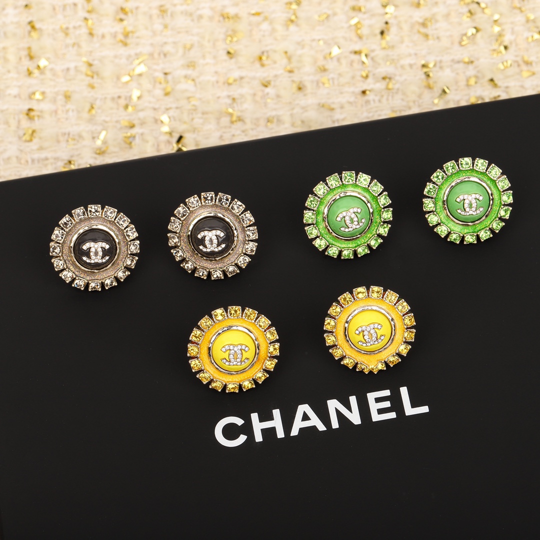 CCE876 24A Crystal pearl cc logo stud earrings - ccjewelryacc