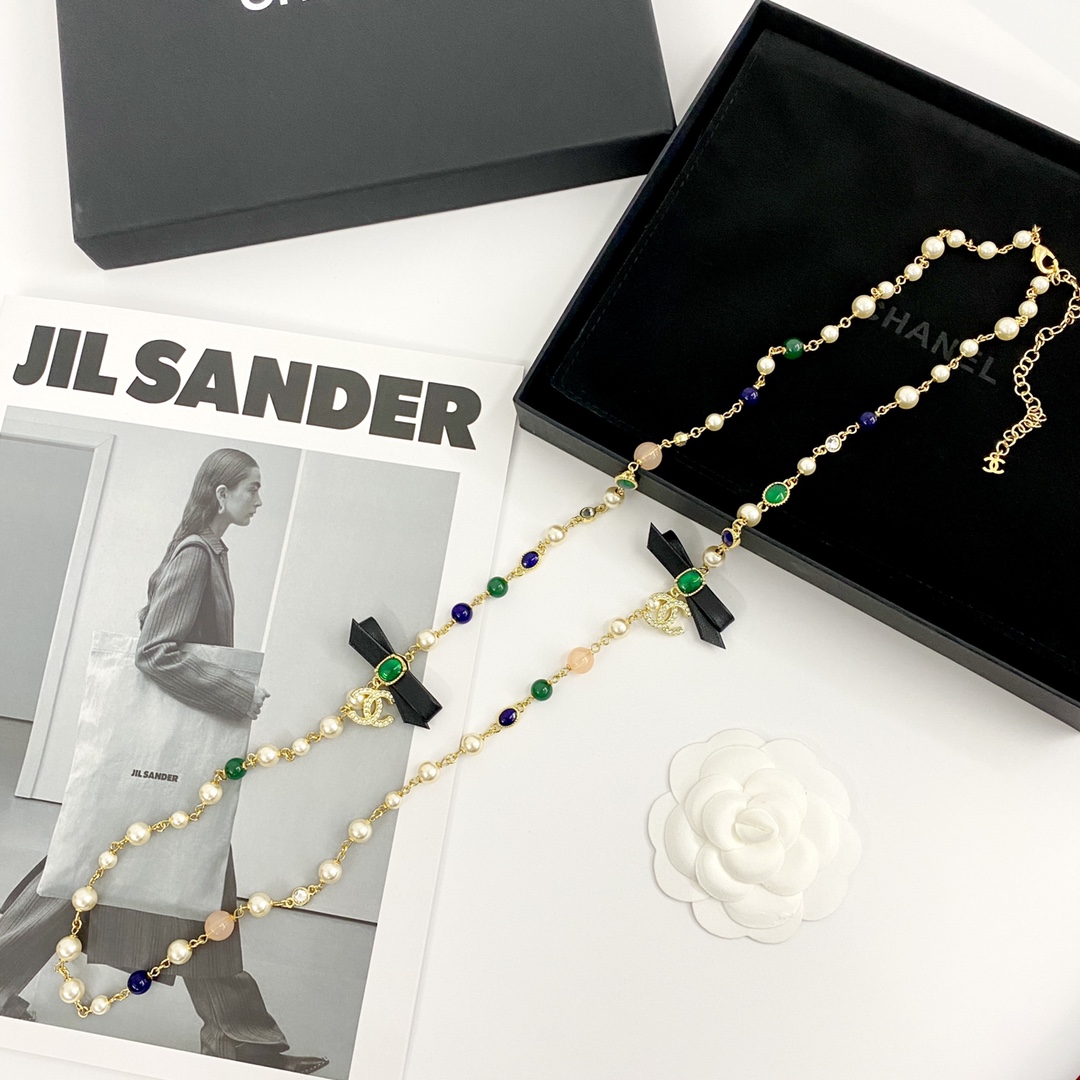 CCL083 24B Leater bow green pearls cc logo long necklace - ccjewelryacc
