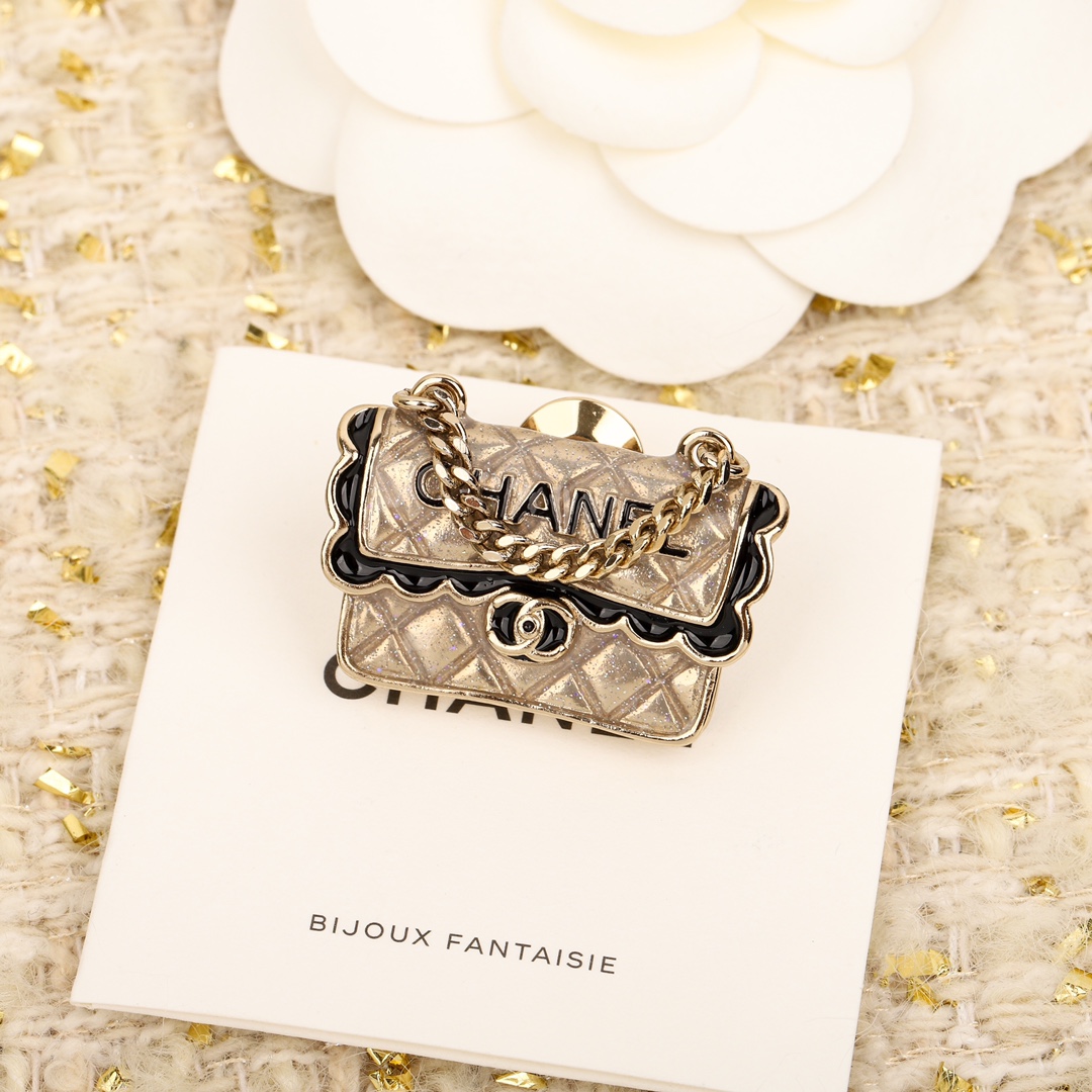 BCB438 cc bag Brooch pin - ccjewelryacc