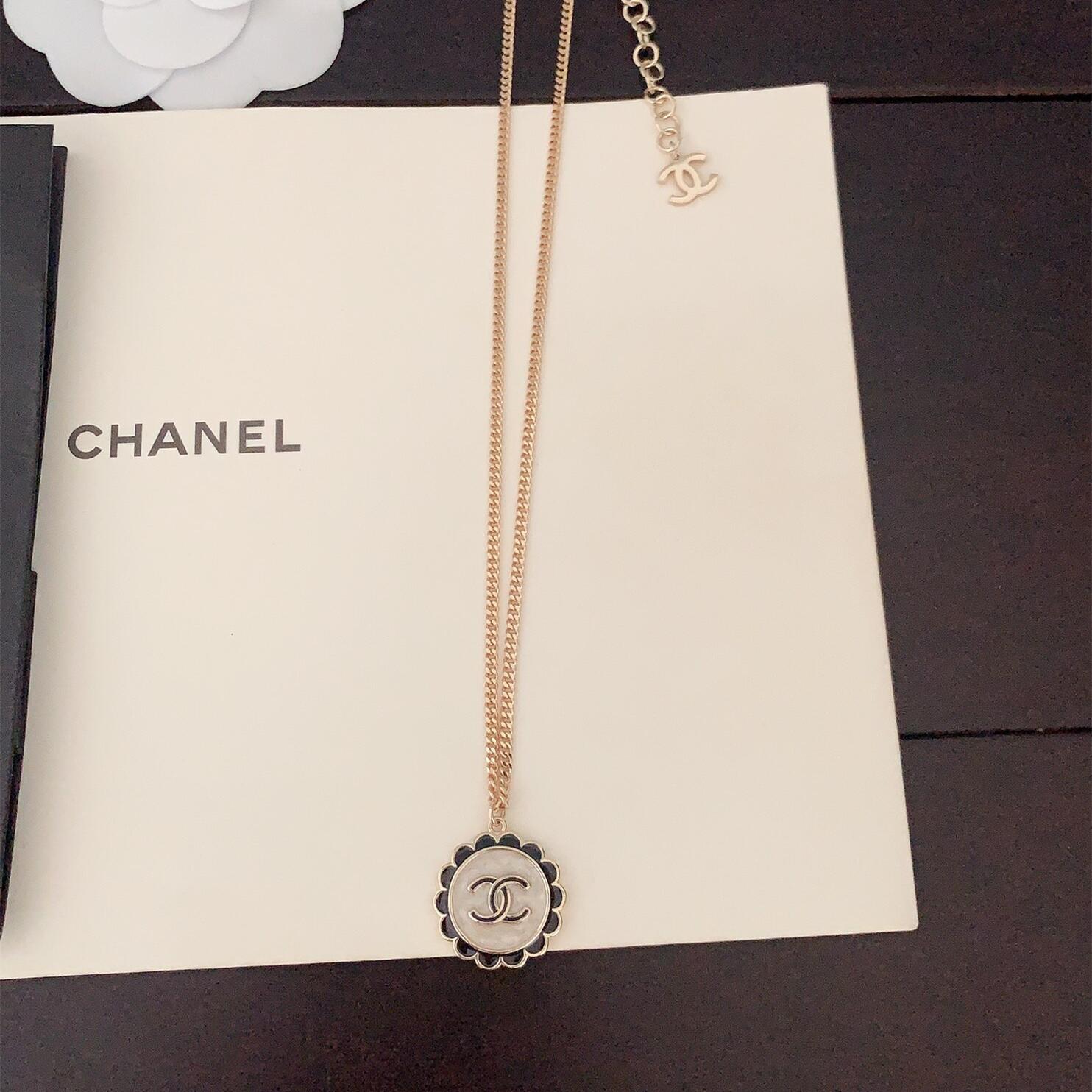 CCN541  cc logo Necklace - ccjewelryacc