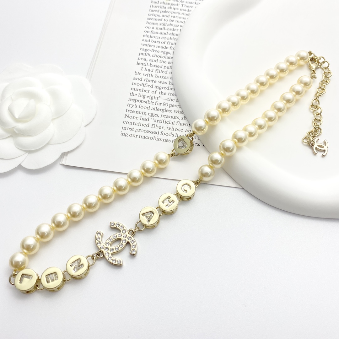 CCN551 24B Rhinestone cc logo pearl choker necklace - ccjewelryacc