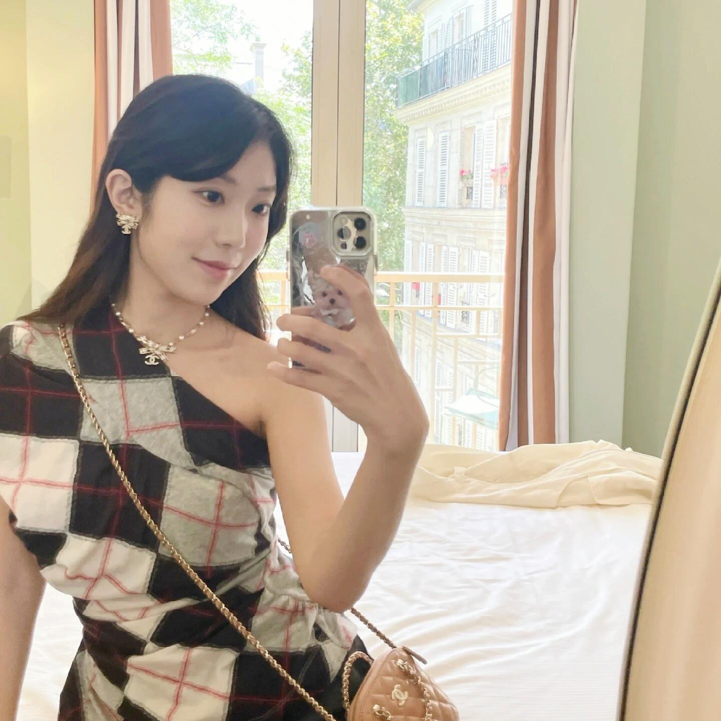 CCN547 24B metal Gold bow cc logo choker necklace - ccjewelryacc