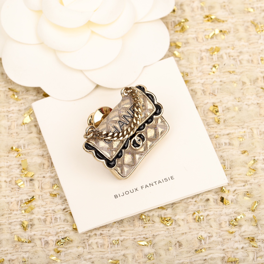 BCB438 cc bag Brooch pin - ccjewelryacc