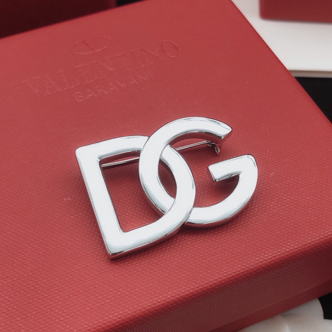 DGB004 DG Brooch pin - ccjewelryacc