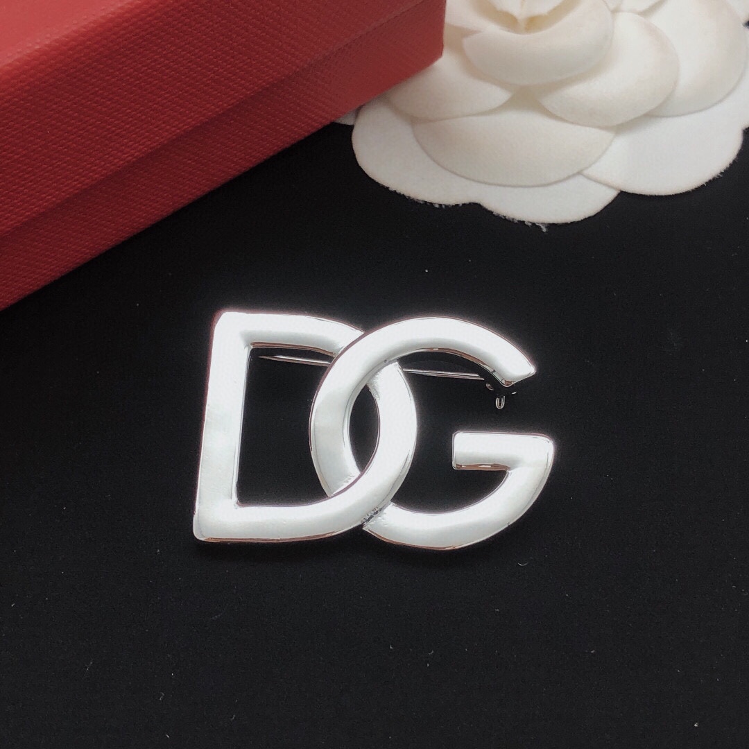 DGB004 DG Brooch pin - ccjewelryacc