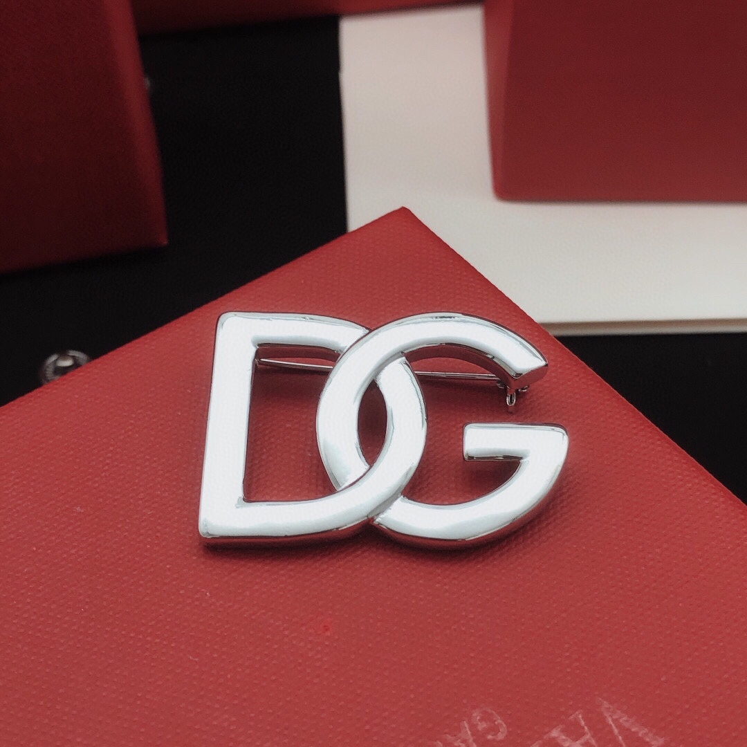 DGB004 DG Brooch pin - ccjewelryacc