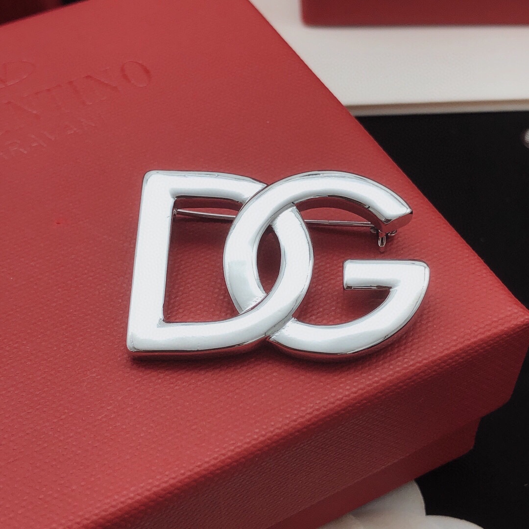 DGB004 DG Brooch pin - ccjewelryacc