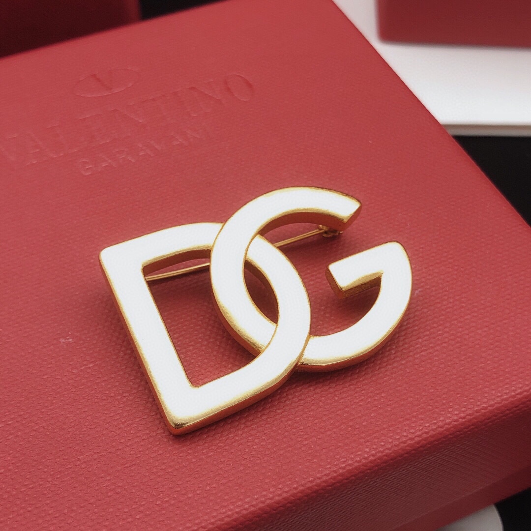 DGB004 DG Brooch pin - ccjewelryacc