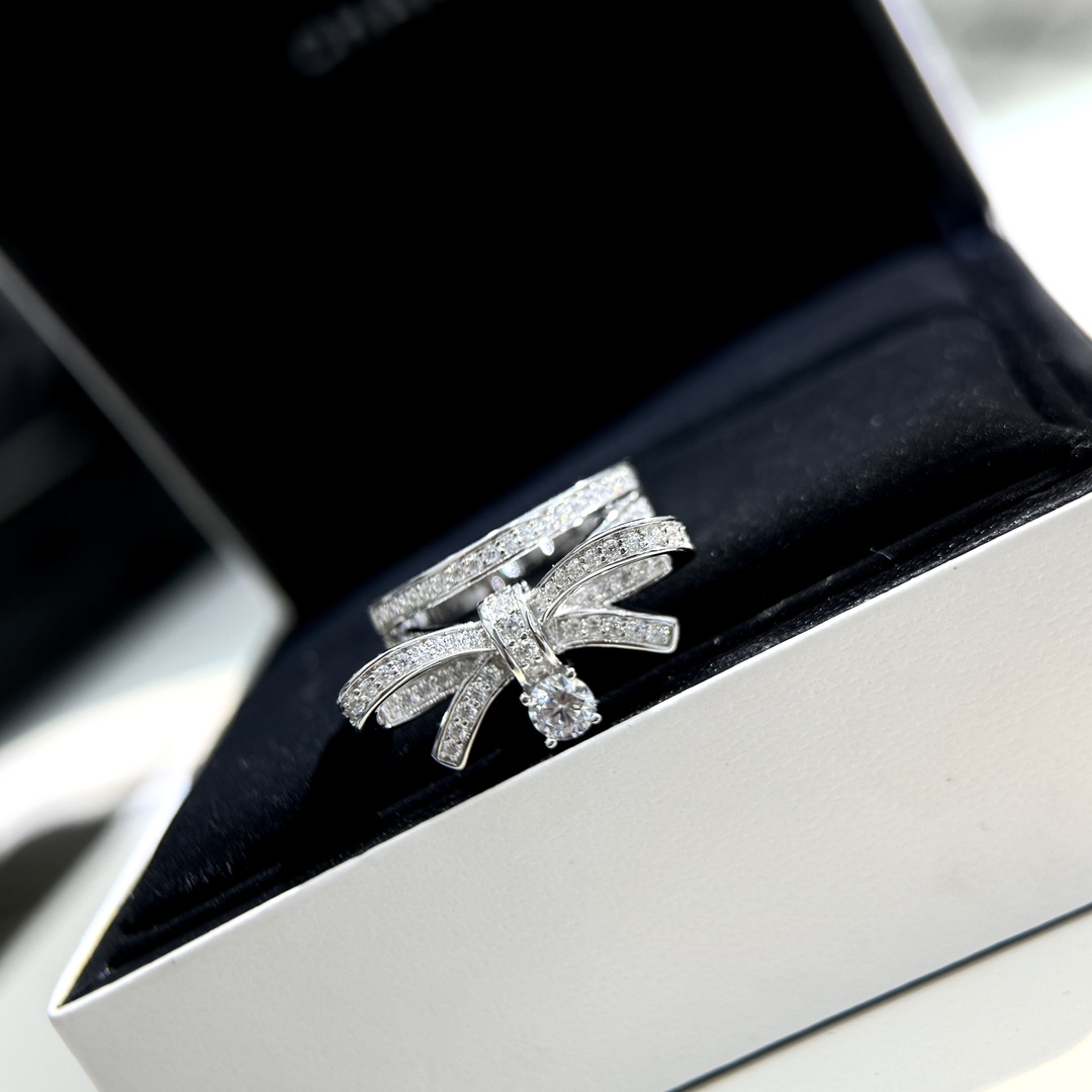 CCRS004 18K White Gold and diamond Ruban ring - ccjewelryacc