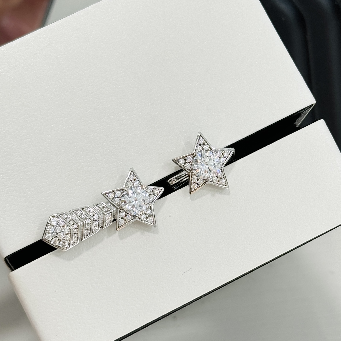 CCES012 S925 Sterling Silver diamond Comète Chevron earring clip - ccjewelryacc