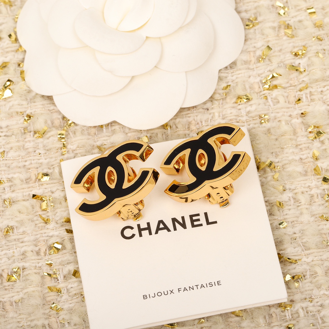 CCE879 24B cc logo earrings clip - ccjewelryacc