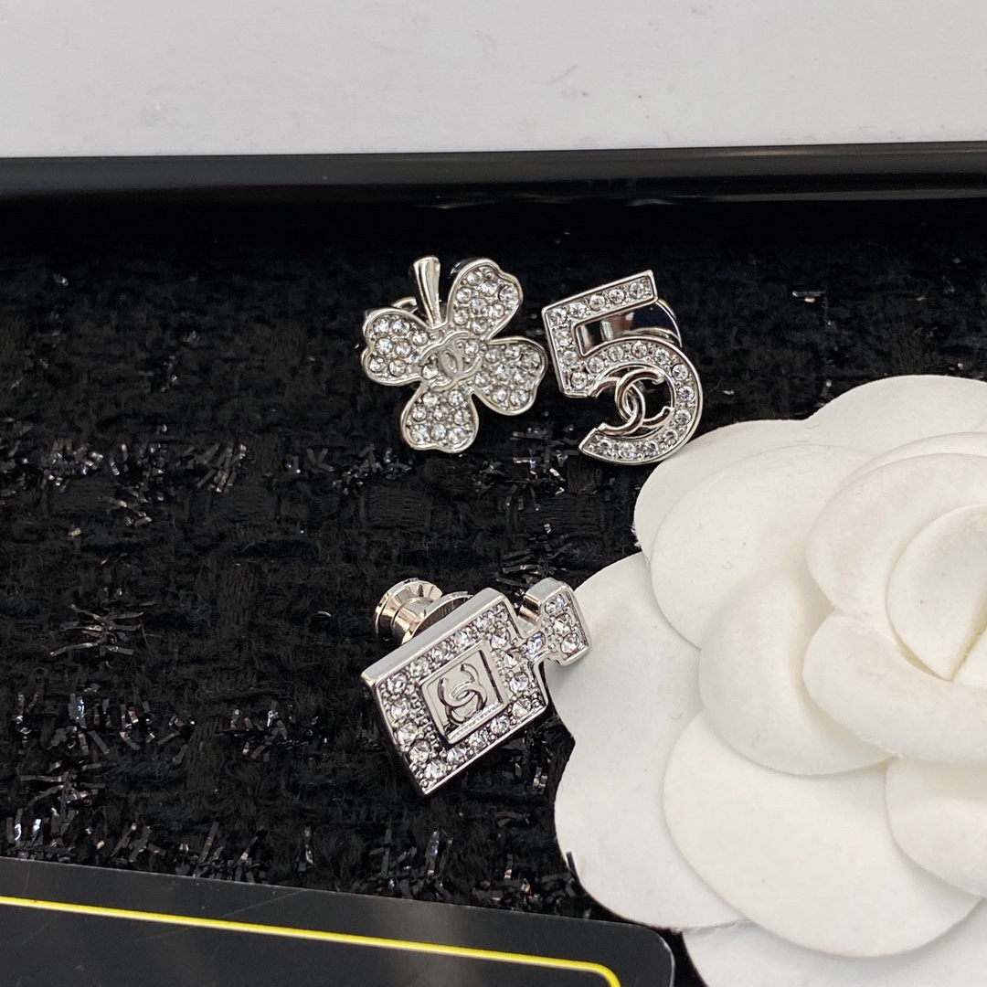 BCB010 Brooch Set of 3- Perfume No 5 Clover Crystal Silver - ccjewelryacc