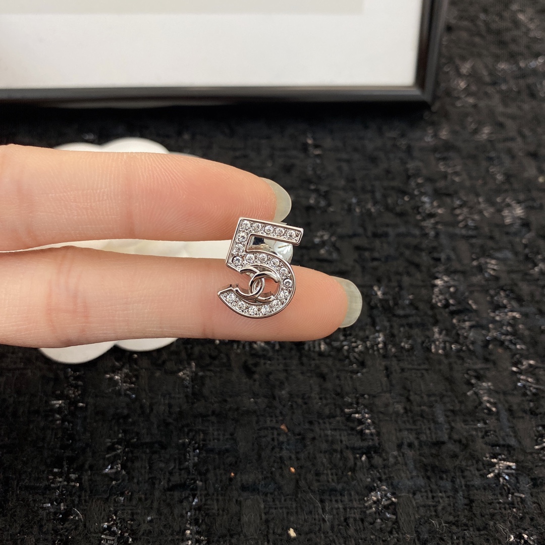 BCB010 Brooch Set of 3- Perfume No 5 Clover Crystal Silver - ccjewelryacc