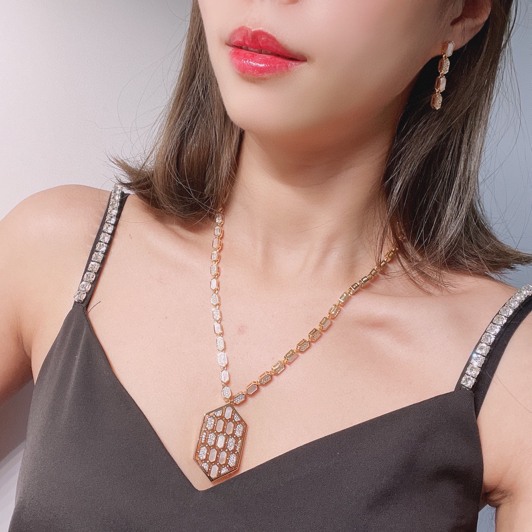 BGN015 Serpenti Eyes on Me diamond pendant necklace - ccjewelryacc