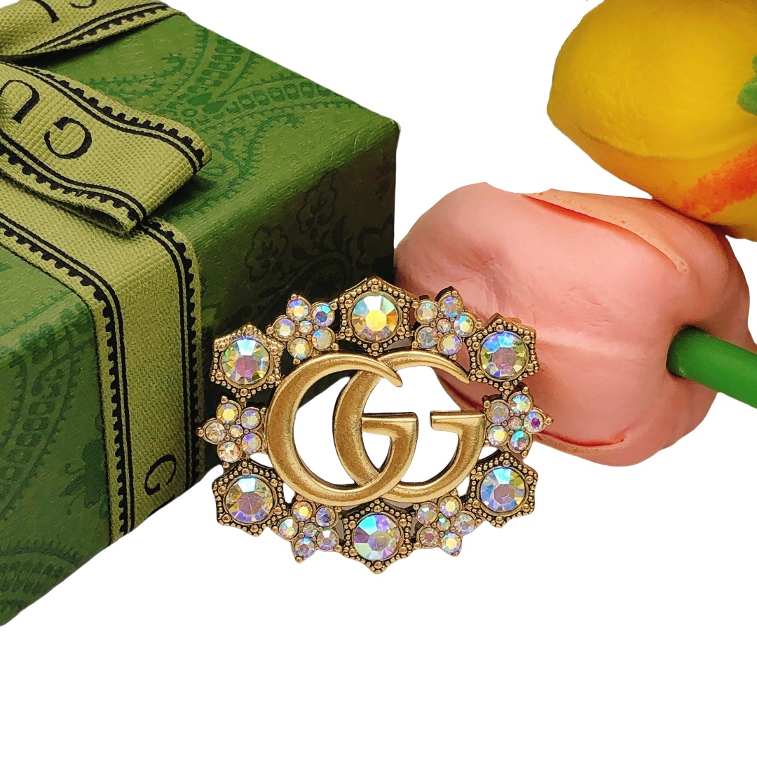 GGB024 Vintage Colorful rhinestone GG LOGO brooch pin - ccjewelryacc