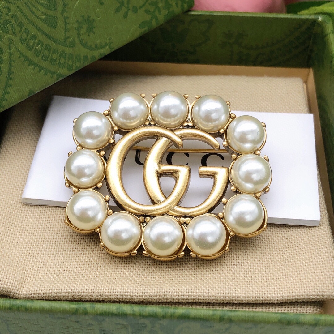 GGB009 GG Logo Pearl brooch pin - ccjewelryacc
