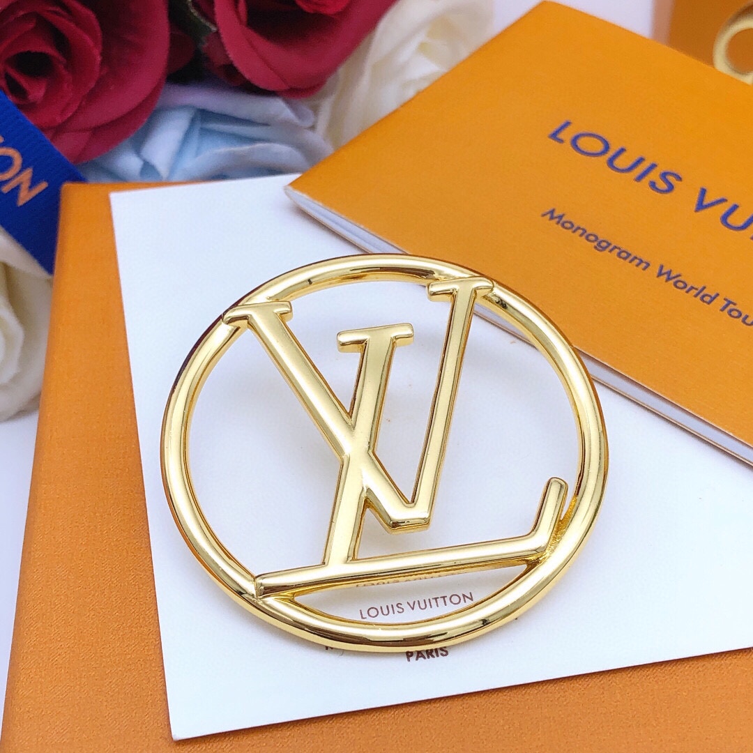 LVB001 VL LOGO BROOCH PIN in Metal - ccjewelryacc