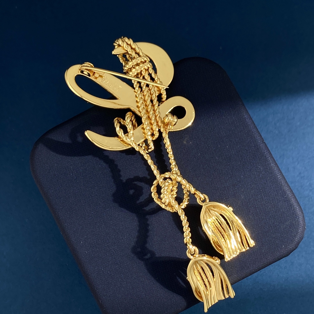 BLB006 Gold plated L Letter brooch pin - ccjewelryacc