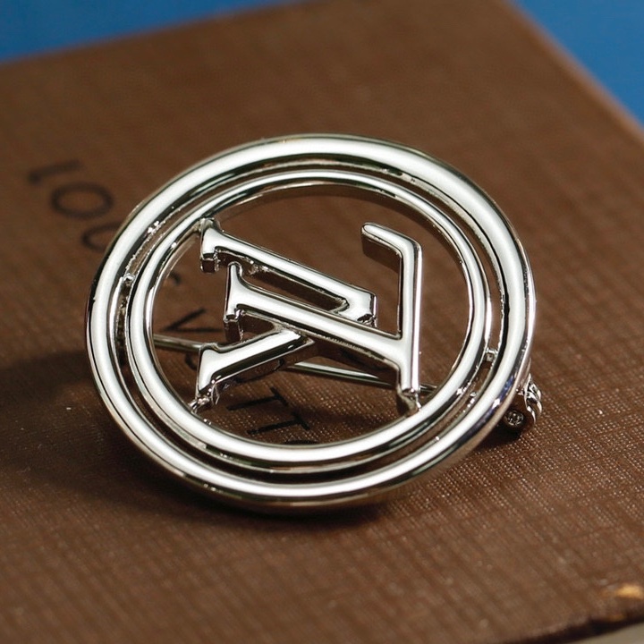 LVB008 Metal louis lapel pin - ccjewelryacc