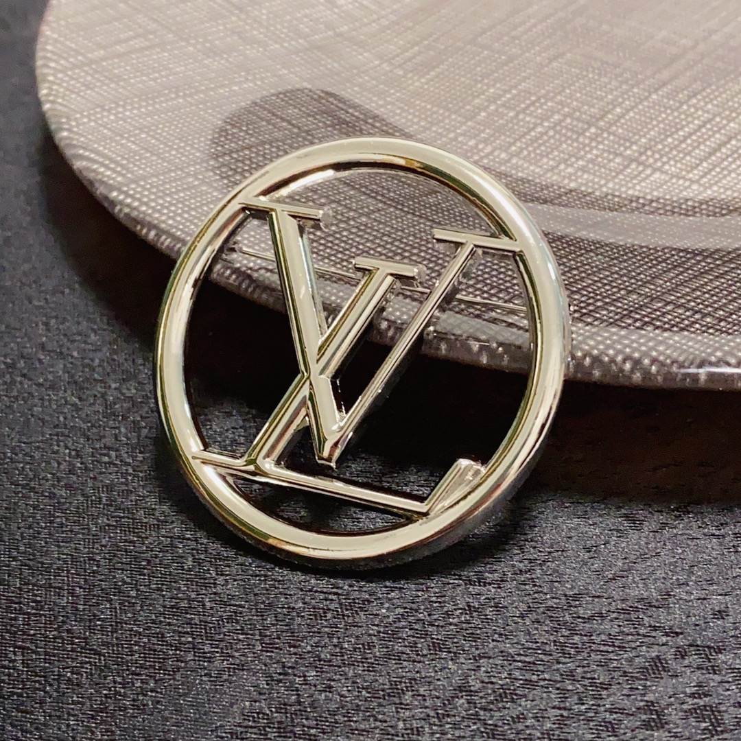 LVB011 VL LOGO BROOCH PIN in Metal - ccjewelryacc