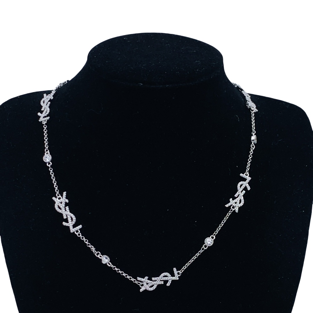 YYN019 LSY letter charm choker necklace in metal and crystal - ccjewelryacc