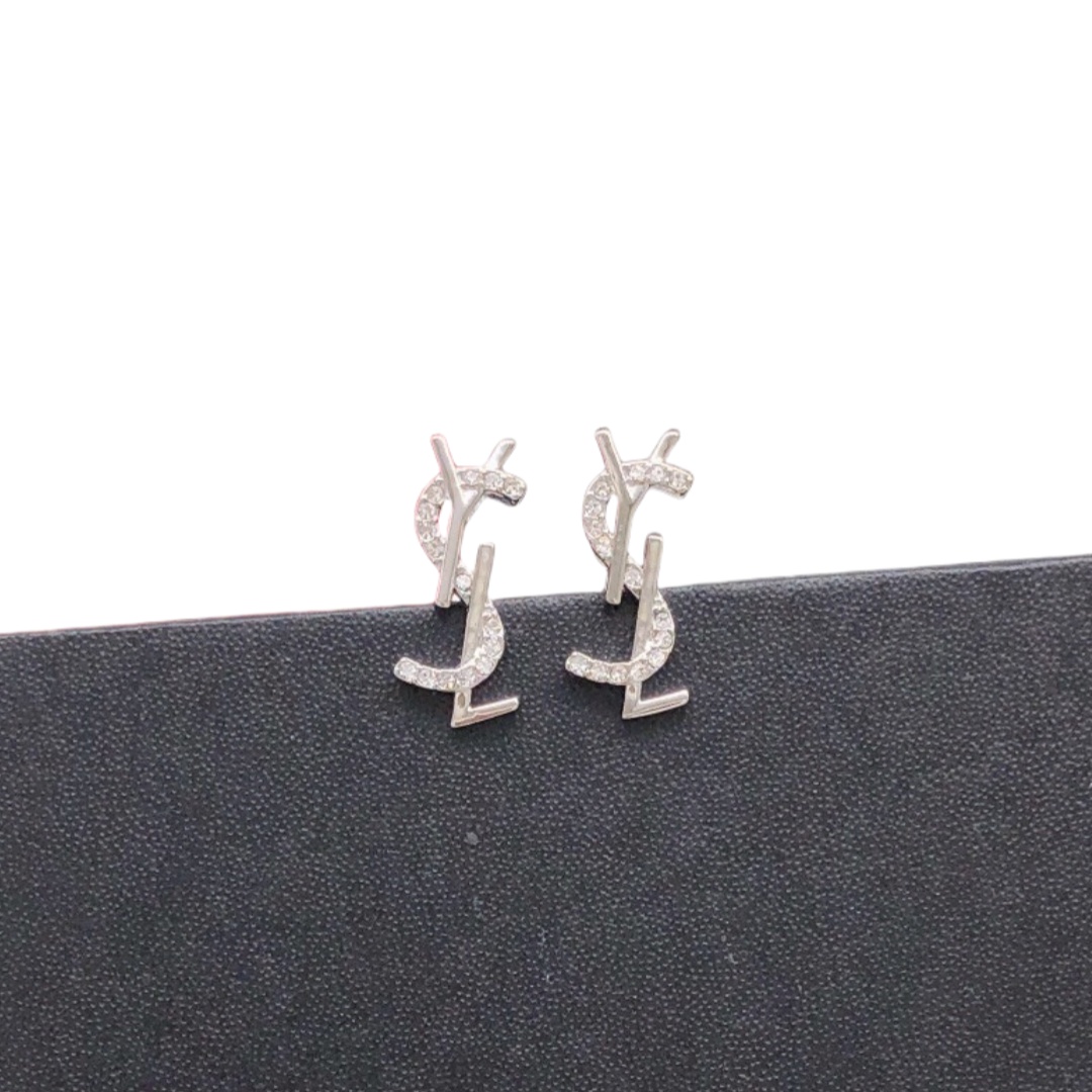 YYE009 YSL Cassandre earring in metal and crystal - ccjewelryacc