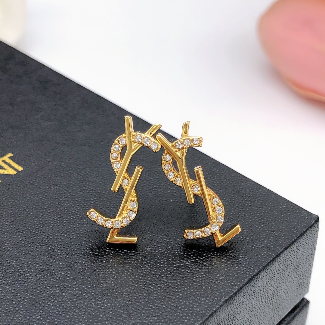 YYE009 YSL Cassandre earring in metal and crystal - ccjewelryacc