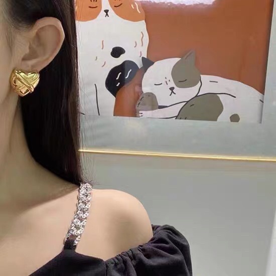 YYE084 YVES Heart stud earring in metal - ccjewelryacc