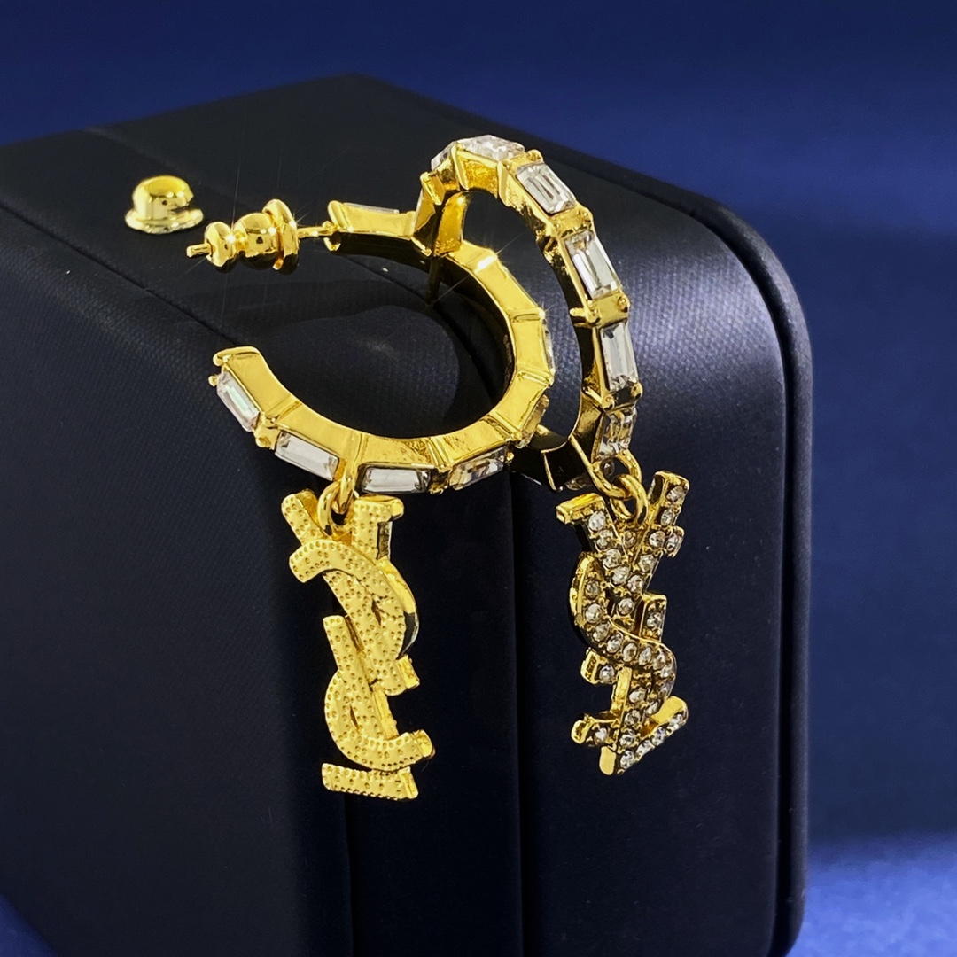 YYE003  Cassandre earring in metal and crystal - ccjewelryacc