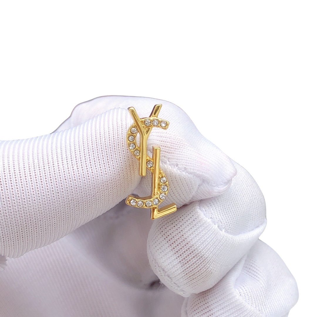 YYE009 YSL Cassandre earring in metal and crystal - ccjewelryacc