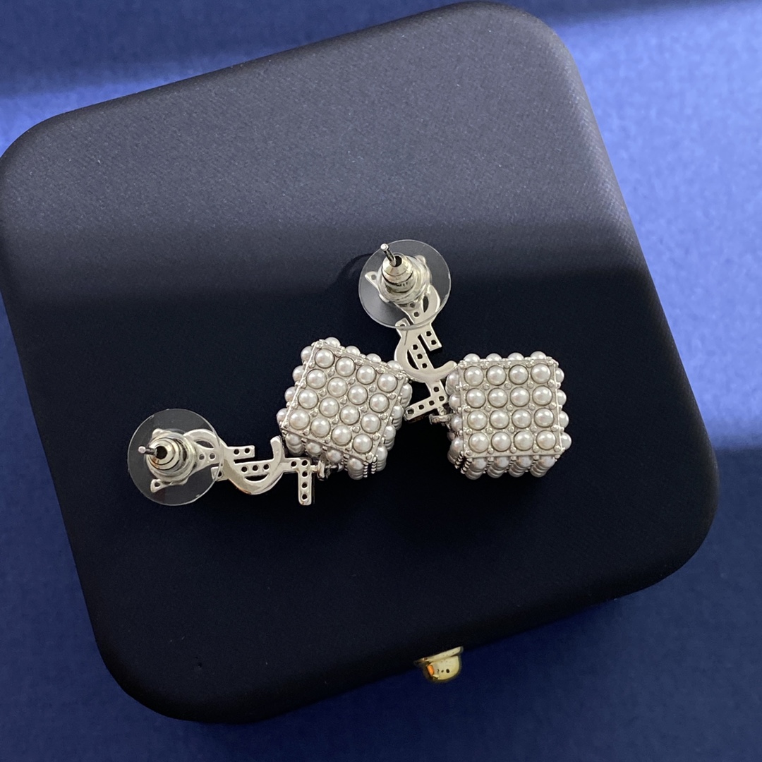 YYE082 YVES letter square pearl earrings - ccjewelryacc