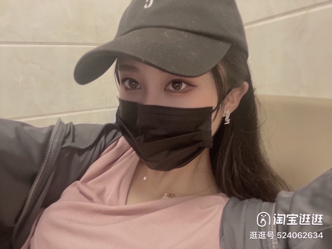 YYE087 CASSANDRE stud earring in gold plated and crystal - ccjewelryacc