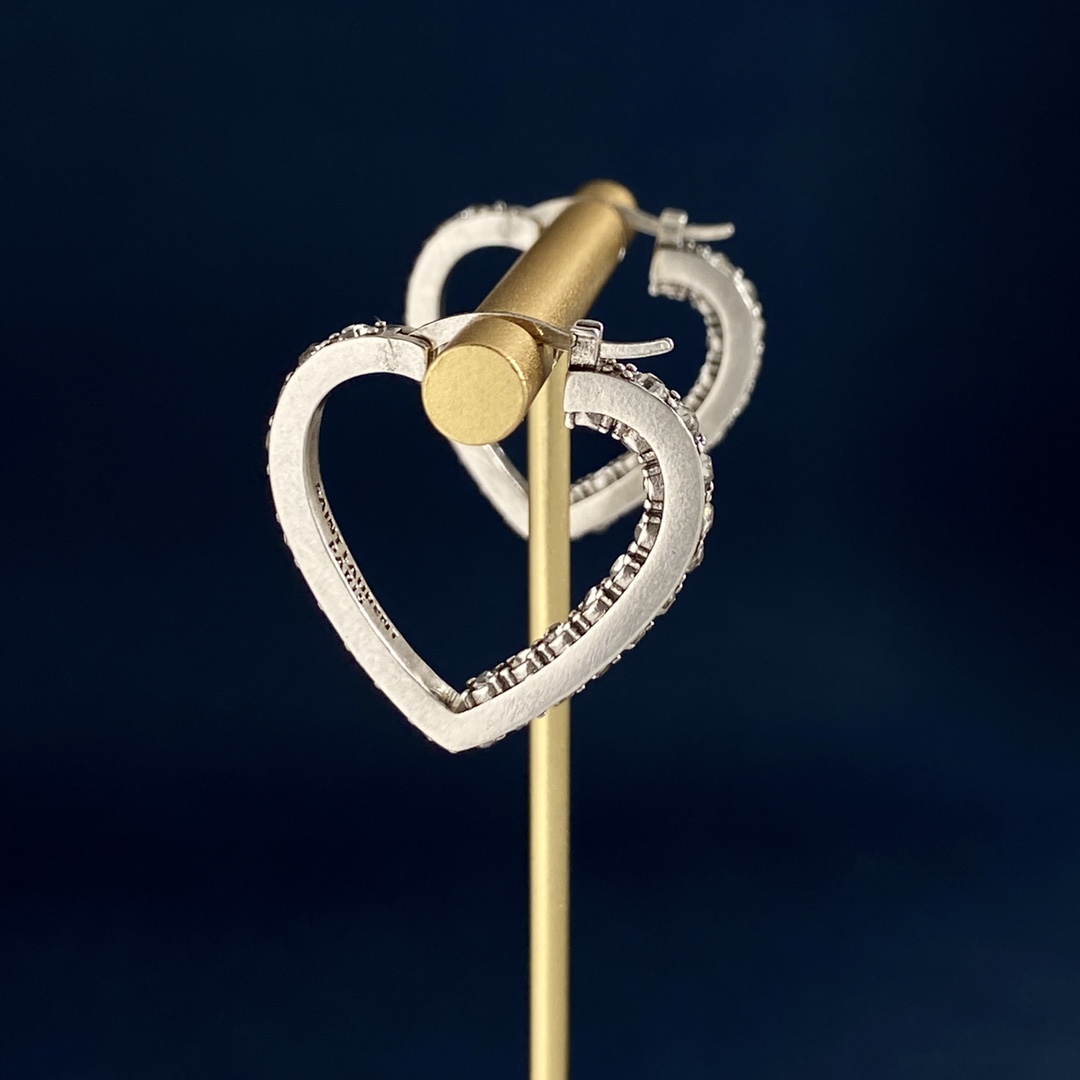 YYE045 YVES Heart hook earring - ccjewelryacc