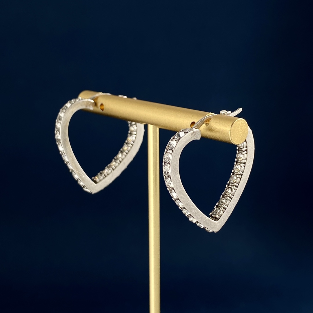 YYE045 YVES Heart hook earring - ccjewelryacc