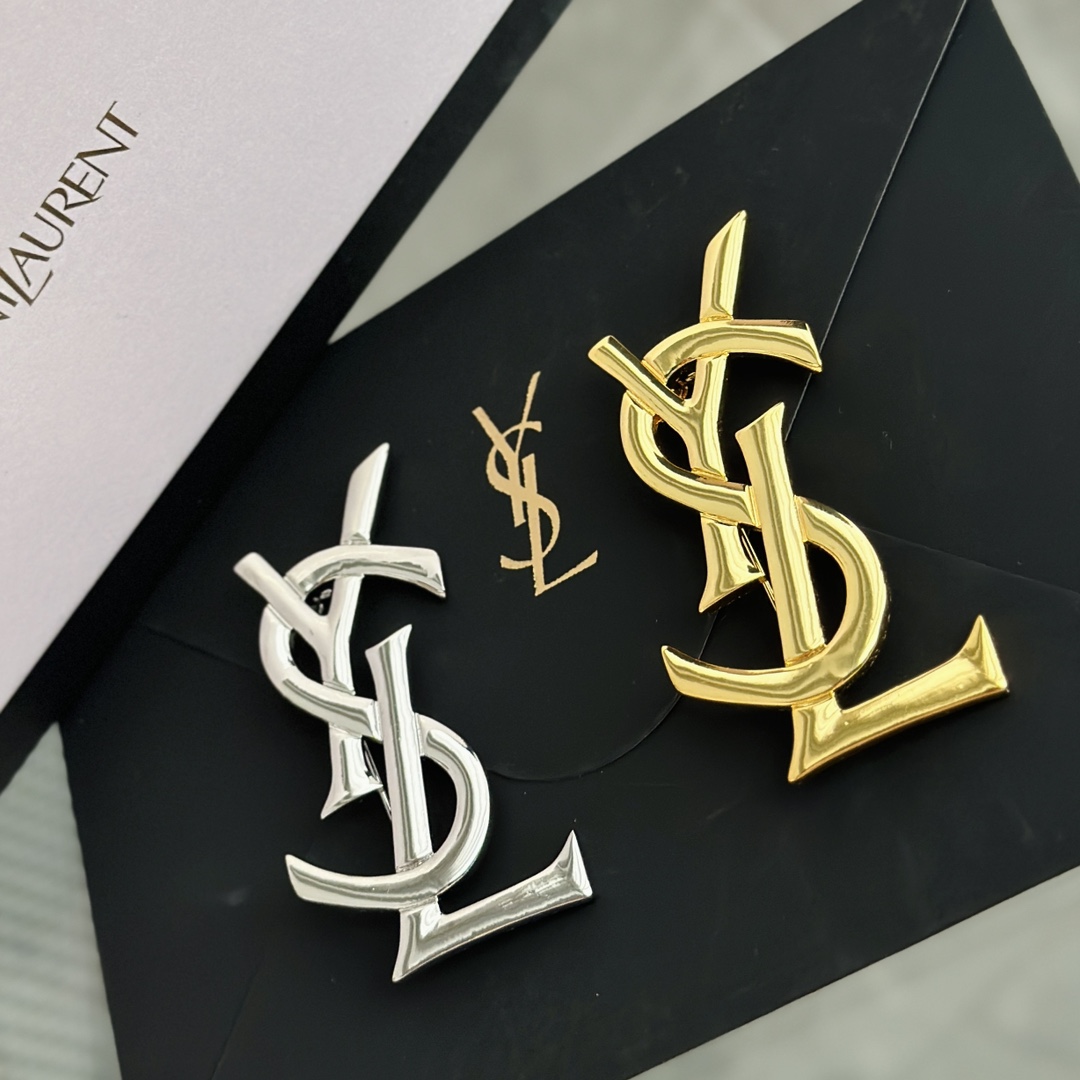 BYB053 YVES LSY LOGO Brooch pin in metal - ccjewelryacc