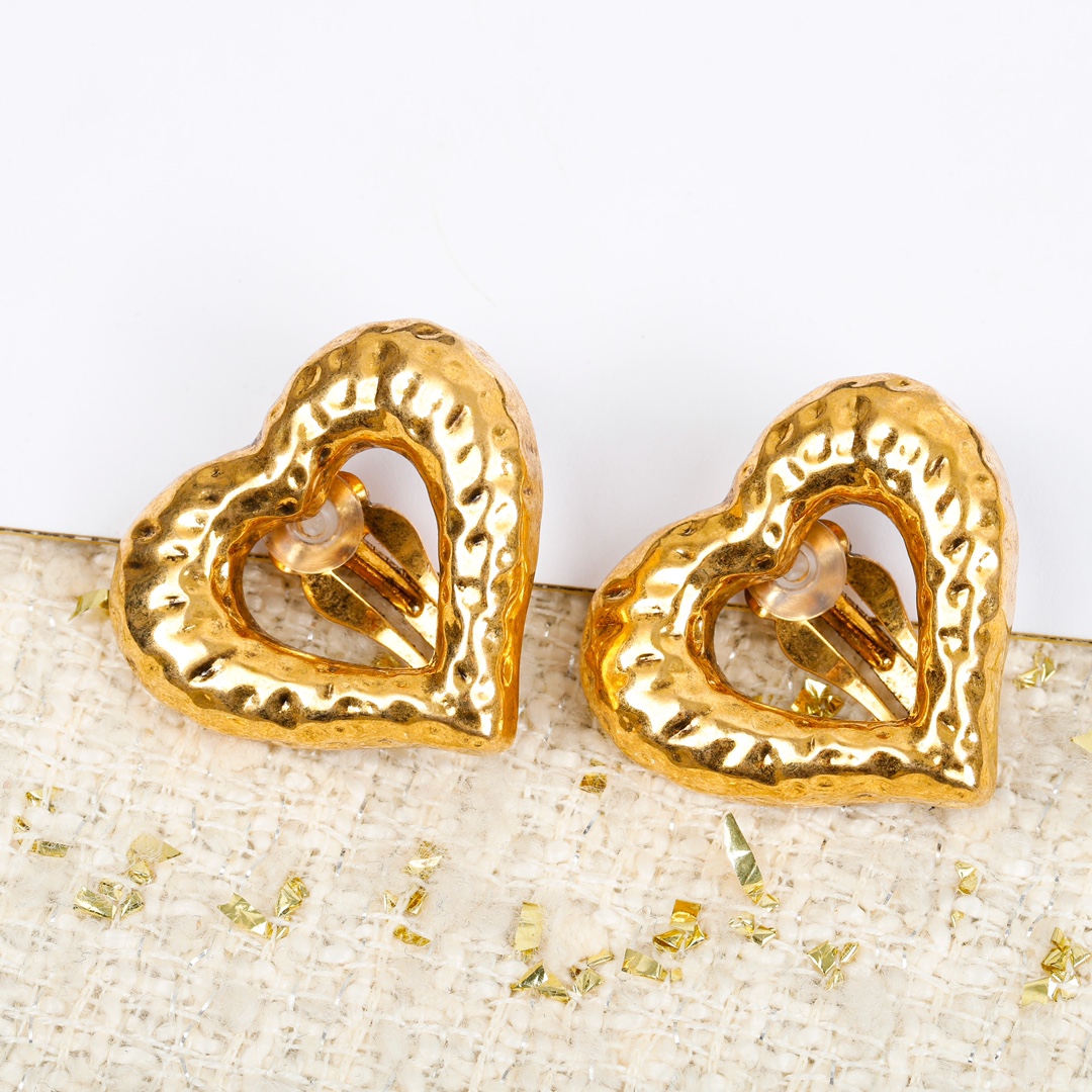 YYE071 YVES Heart clip on earring - ccjewelryacc