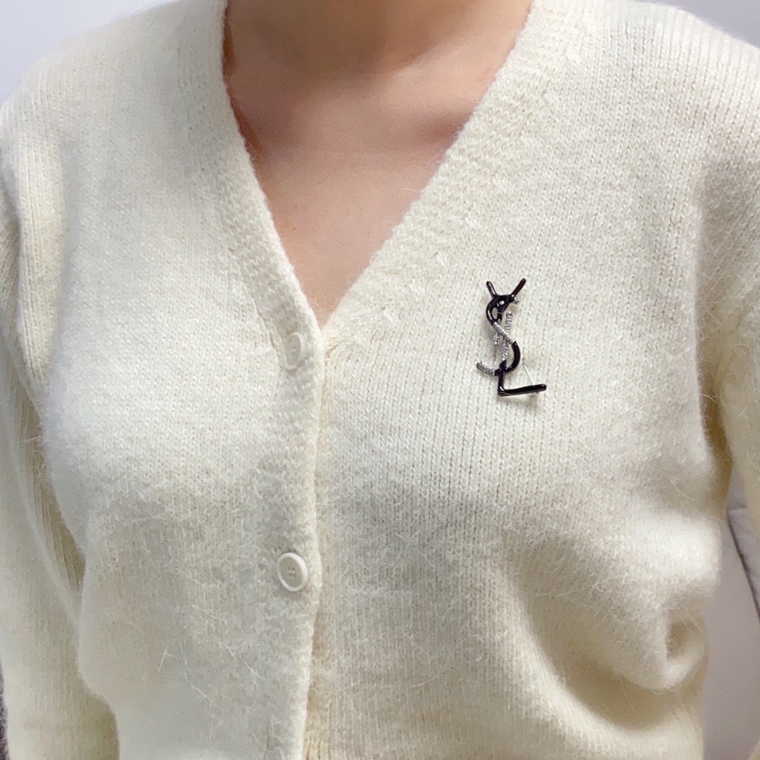 BYB031  LSY Logo Monogram Brooch Pin - ccjewelryacc