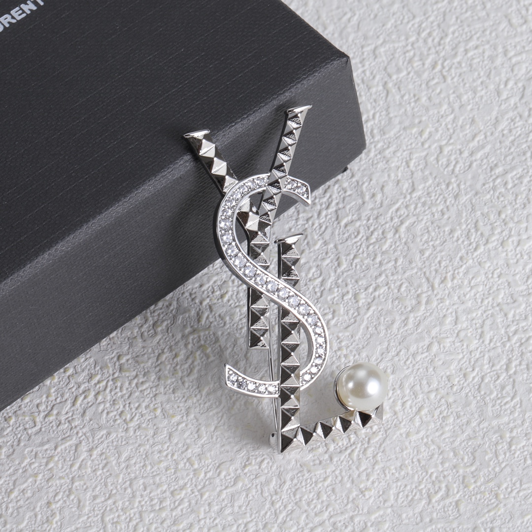BYB025 Yves LSY logo rhinestone brooch - ccjewelryacc