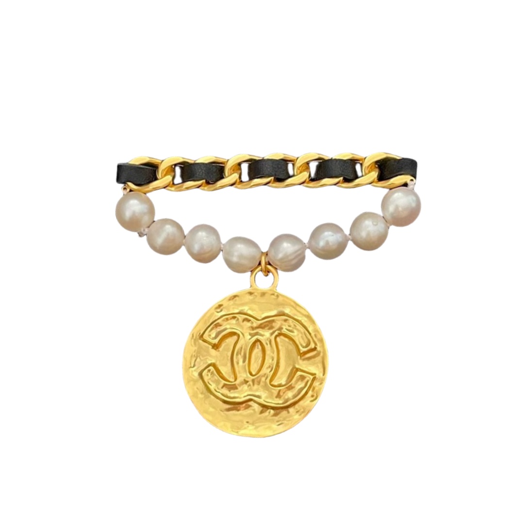 BCB450 vintage Metal leather pearl CC Logo brooch pin - ccjewelryacc