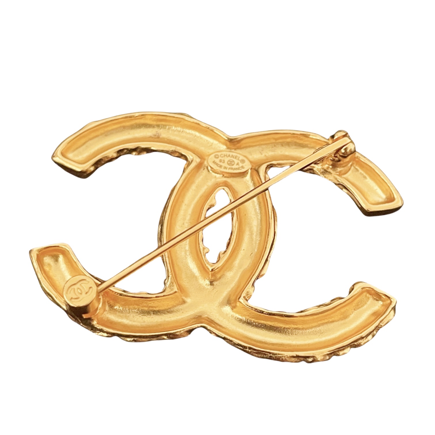 BCB452 vintage Metal lava carving cc logo brooch pin - ccfashionjewelry