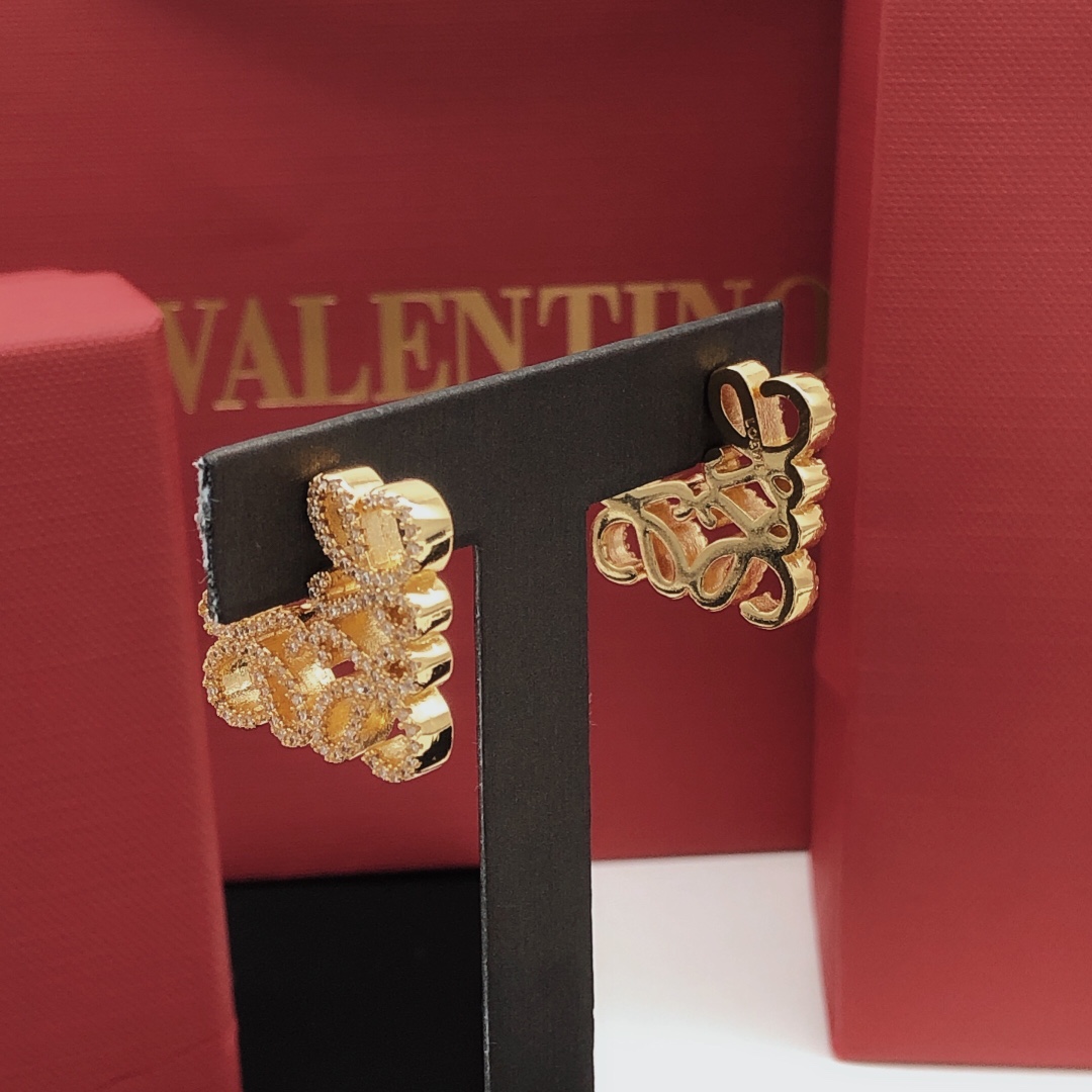 LWE001 Fully crystal Hollow  Loewi Anagram Hook Earrings - ccjewelryacc