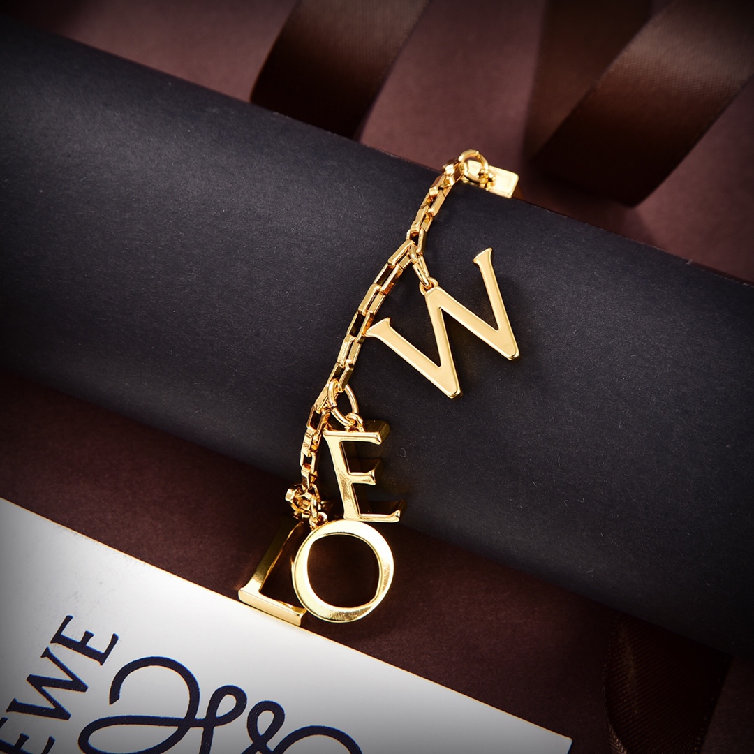 LWS006 Loewi letter charm bracelet chain - ccjewelryacc