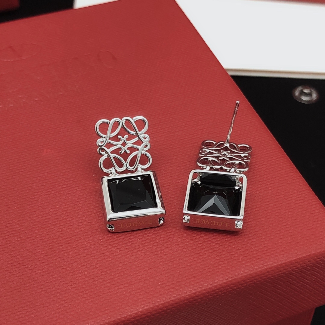 LWE012 Loewi Anagram Pebble with rhinestone stud earring - ccjewelryacc