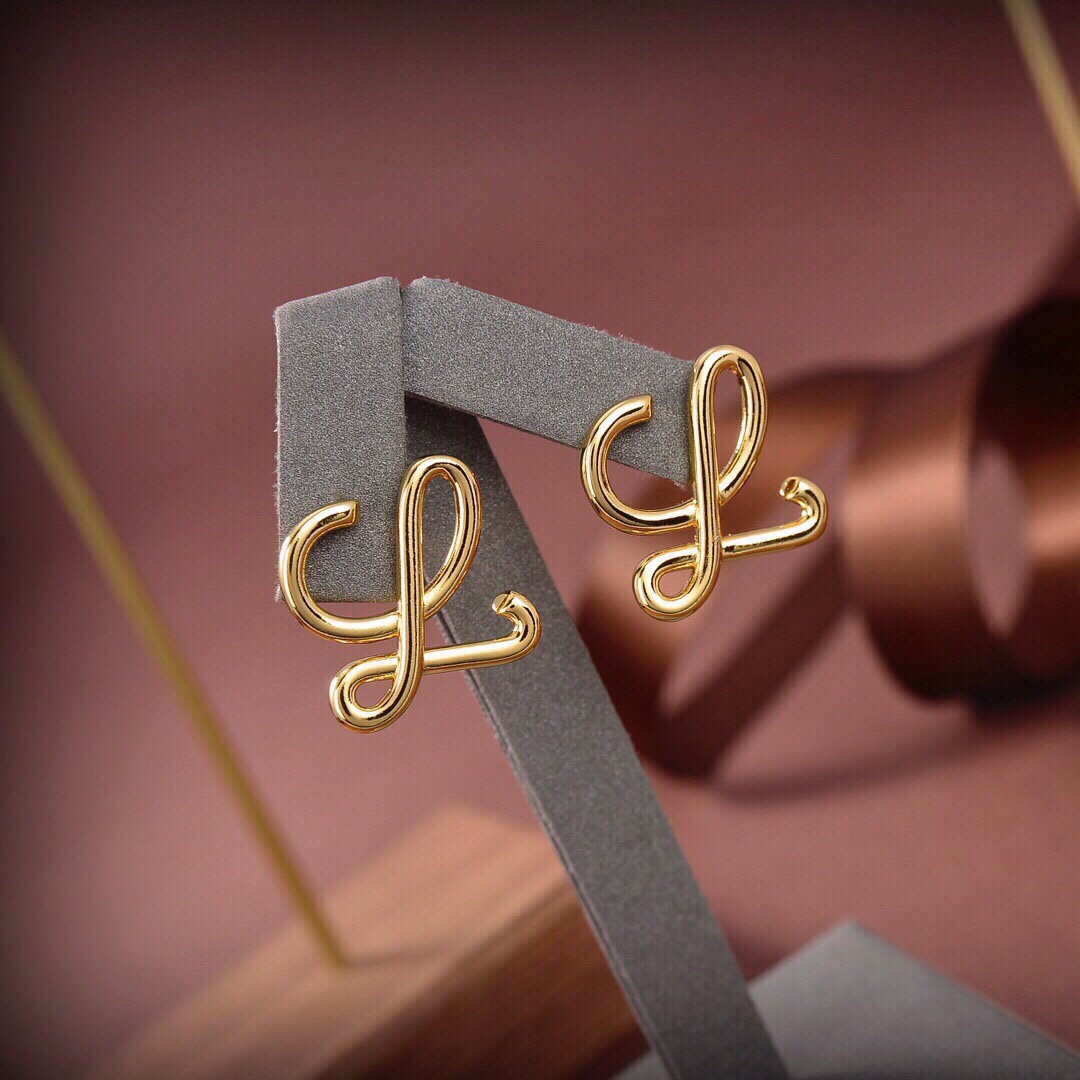 LWE008 Loewi Logo L Stud Earrings In Metal Gold - ccjewelryacc