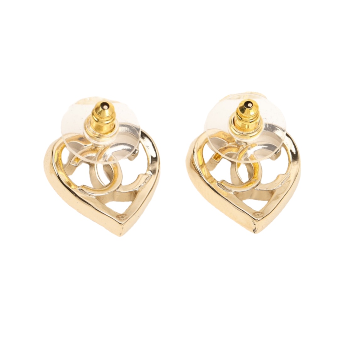 CCE079 Heart Shape with  CC logo earrings - ccjewelryacc